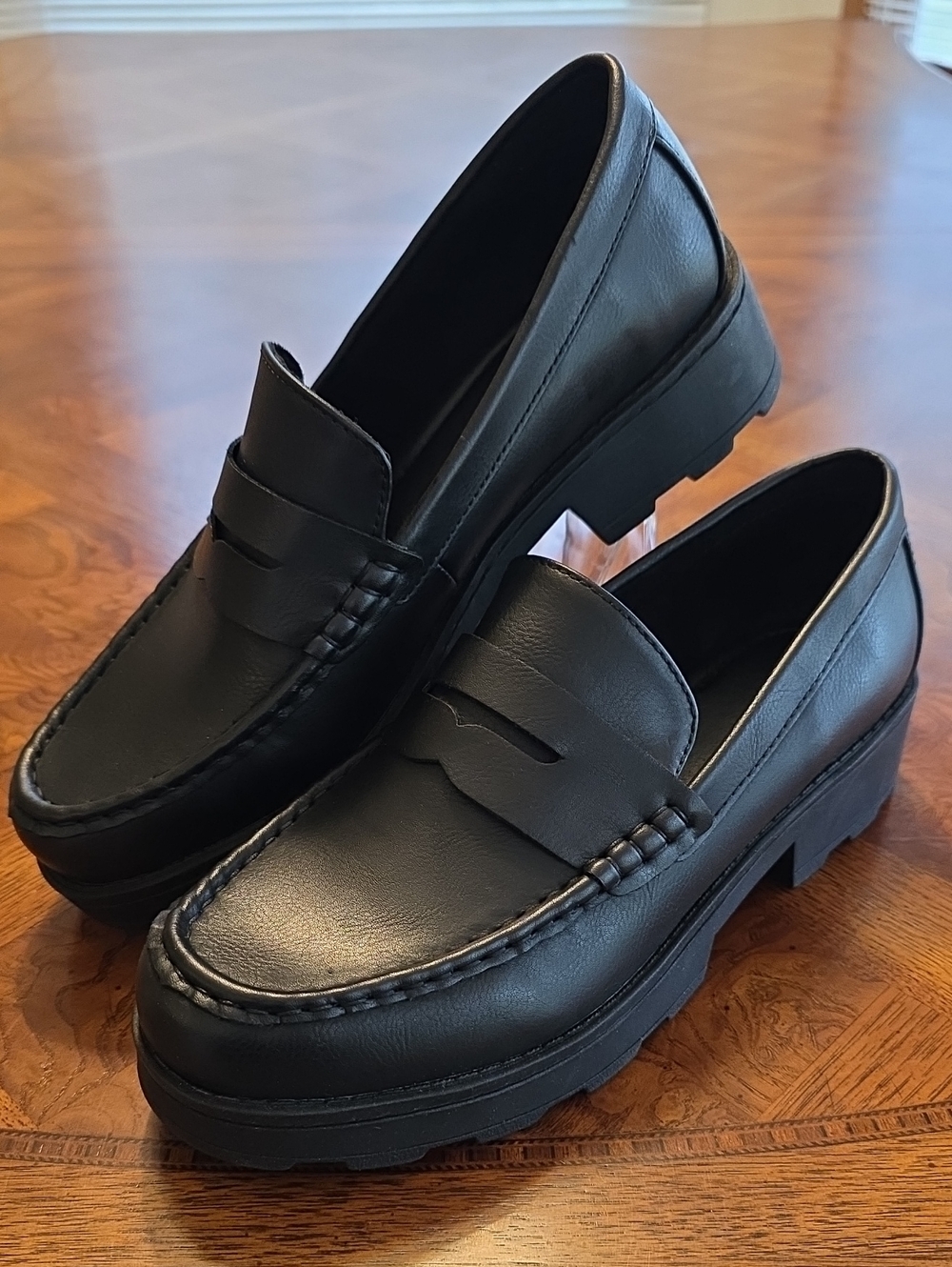 b.o.c. Born Concept Cade Penny Loafers Black Shoes Women's Size 9.5 M - NEW